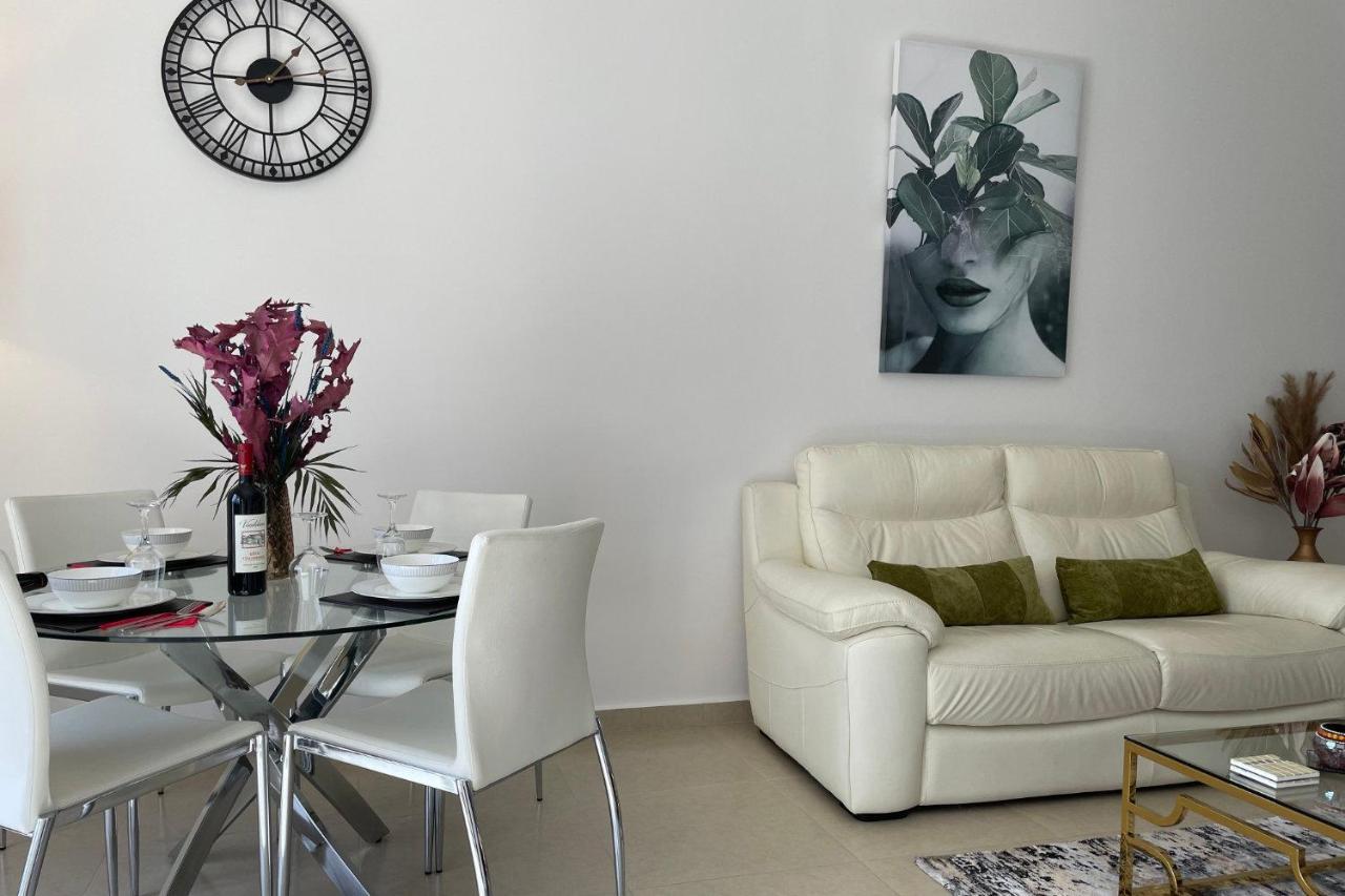 Eleona'S Royal Gardens By Yiota - Luxury 2 Bed Apartment In Exclusive Complex ペイヤ エクステリア 写真